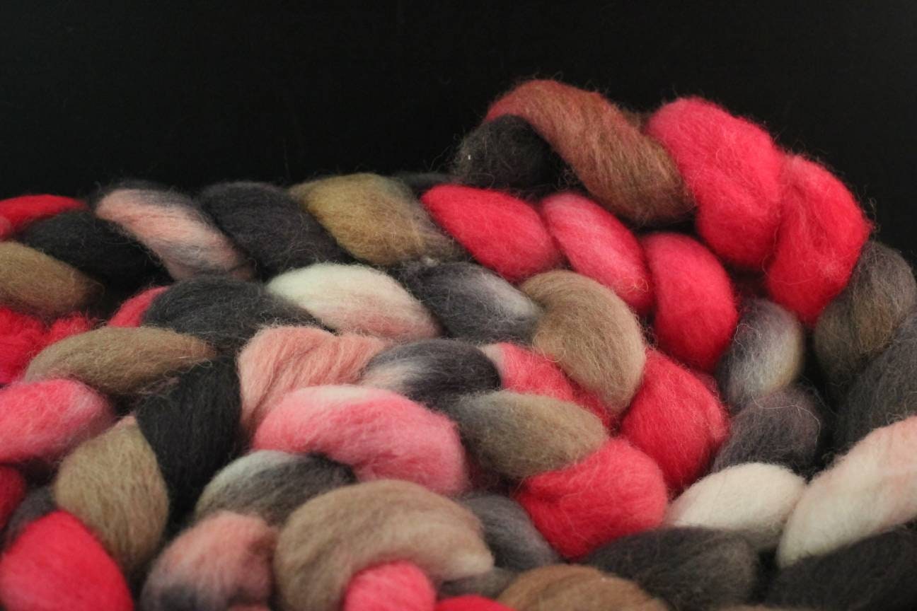 Texel Wool Roving - Hand Dyed Fibre for Spinning 100g - Krakatoa