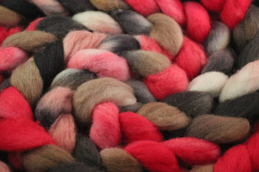 Texel Wool Roving - Hand Dyed Fibre for Spinning 100g - Krakatoa