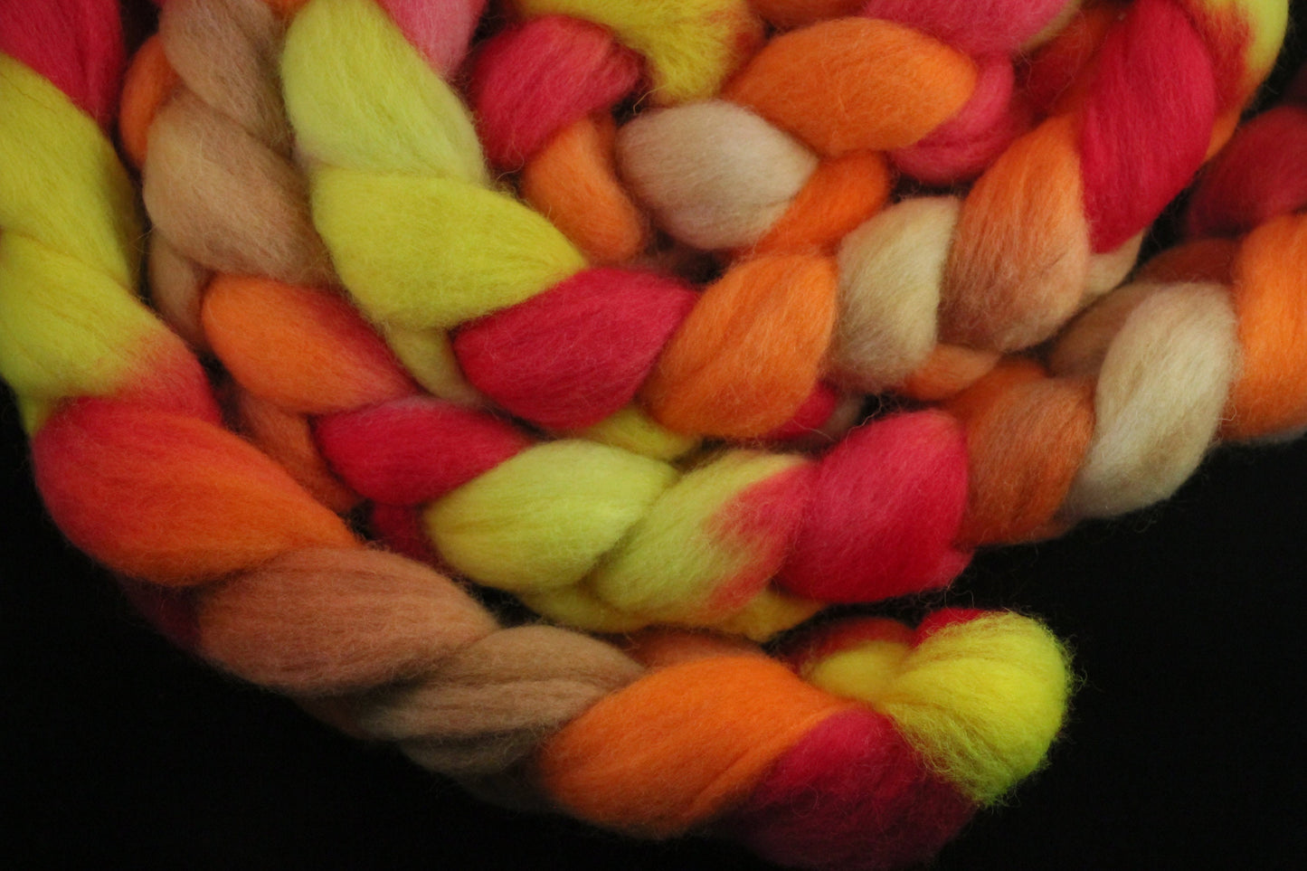 Dorset Horn Wool Roving - Hand Dyed Fibre for Spinning 100g - Queen of Wands