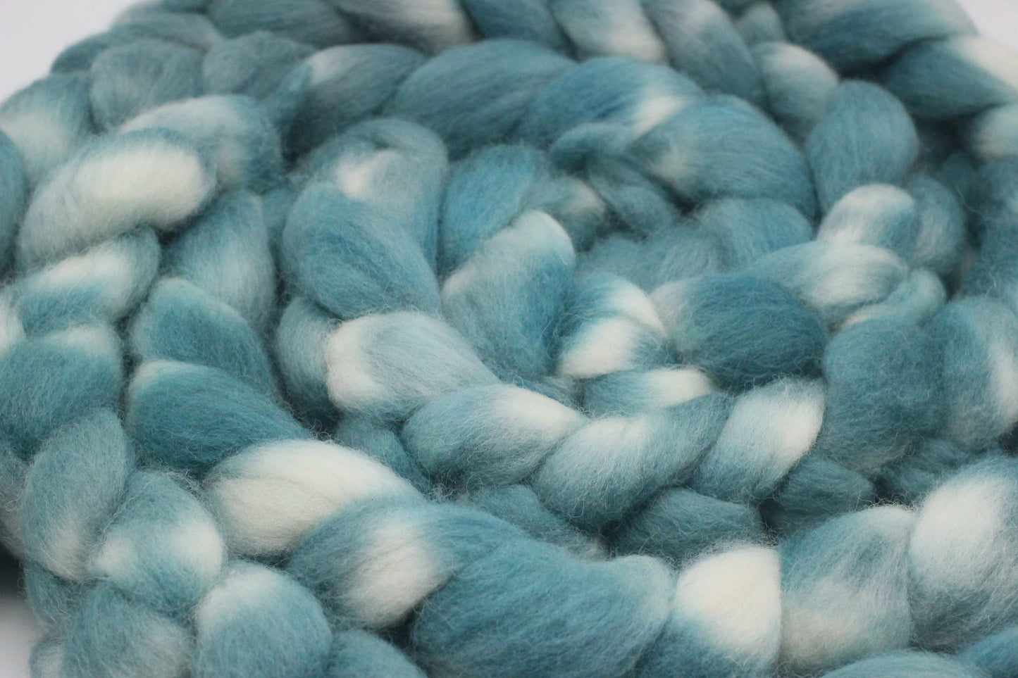 Dorset Horn Wool Roving - Hand Dyed Fibre for Spinning 100g - XIV Temperance