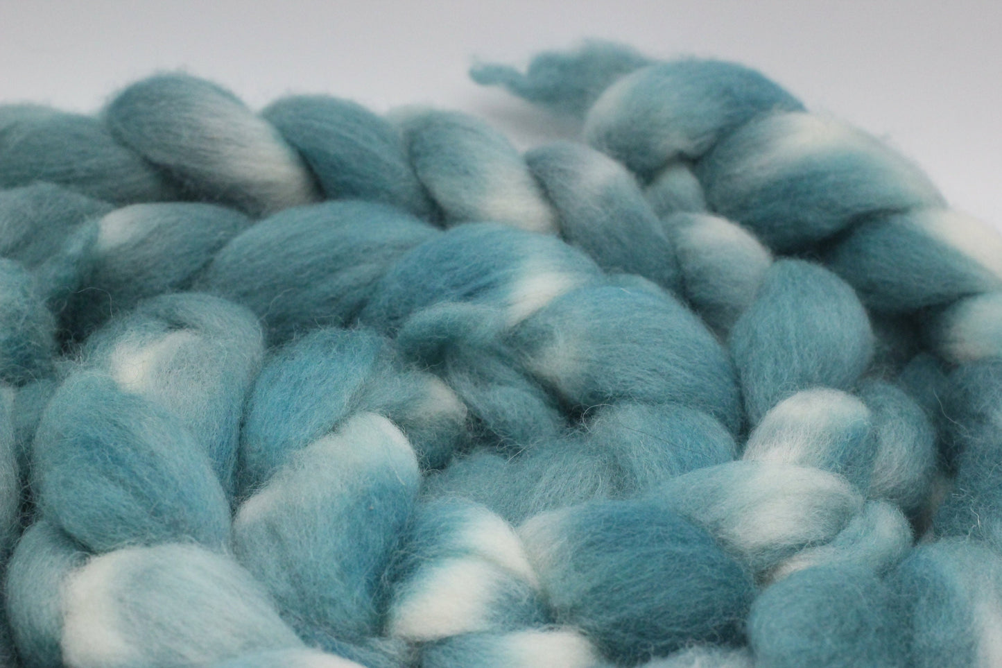 Dorset Horn Wool Roving - Hand Dyed Fibre for Spinning 100g - XIV Temperance