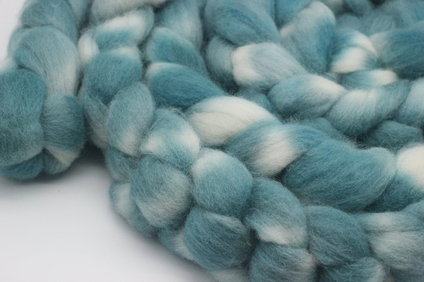 Dorset Horn Wool Roving - Hand Dyed Fibre for Spinning 100g - XIV Temperance