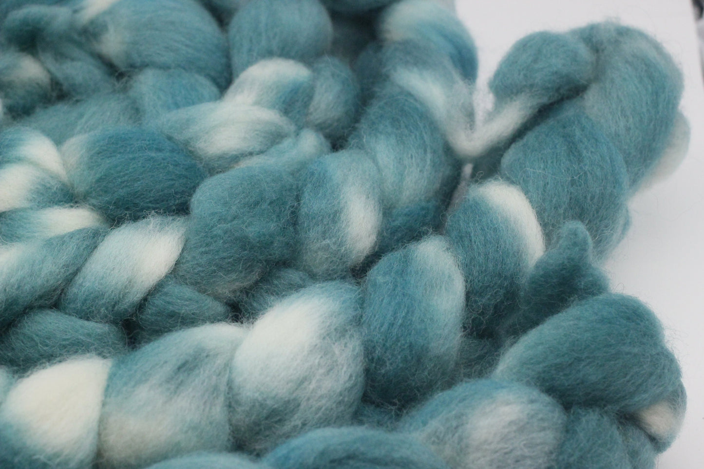 Dorset Horn Wool Roving - Hand Dyed Fibre for Spinning 100g - XIV Temperance