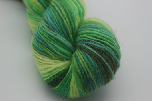 Handspun Handdyed Wool Yarn - 80g