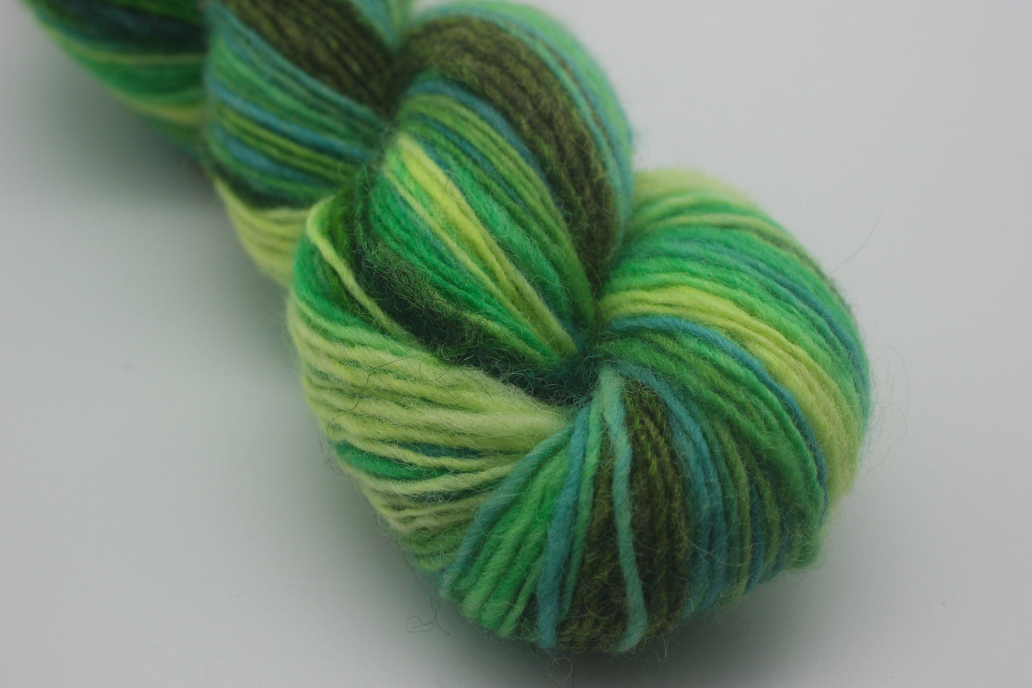 Handspun Handdyed Wool Yarn - 80g